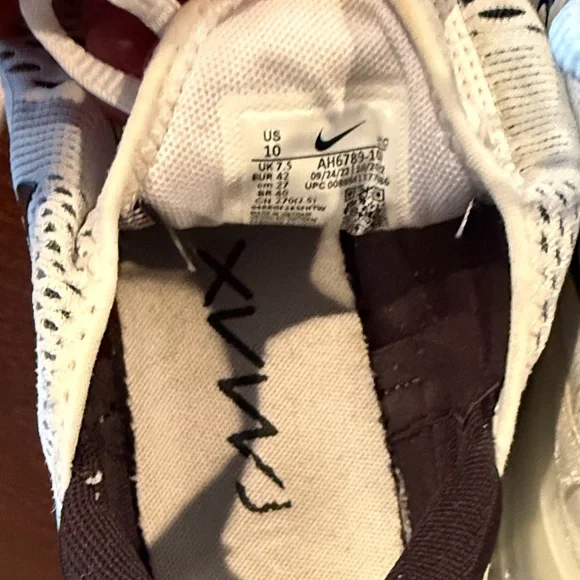 Nike Air Max 270 White Women’s Shoes - Picture 5 of 9